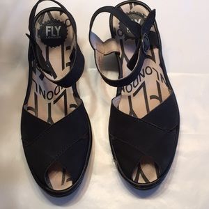 Fly London Pero shoe/sandal